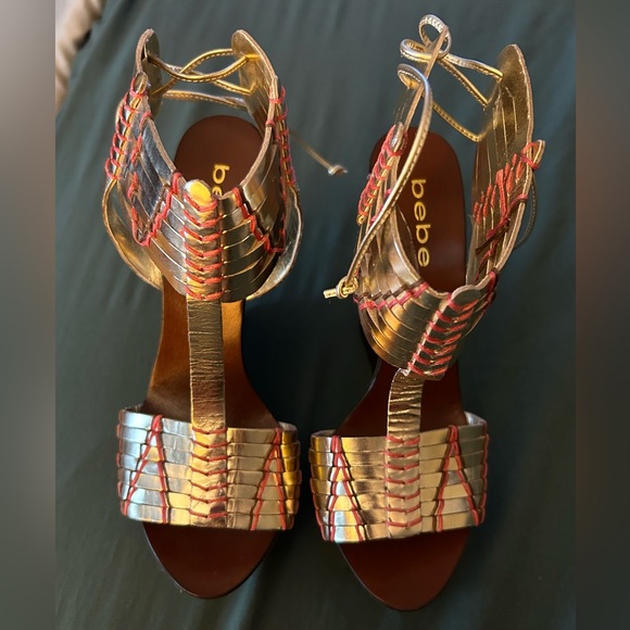 bebe Shoes - bebe Angie Gold Wedge Sandals in Sz. 7.. brown wedges.. NIB.. never been worn..